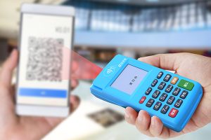 拉卡拉微智能POS机刷卡收多少手续费？